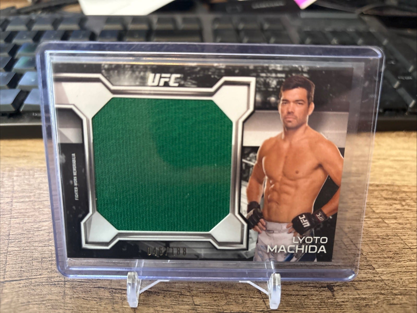 2016 Topps UFC Knockout - Relics Lyoto Machida #KR-LM /188 (MEM), photo