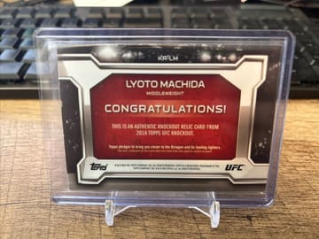 2016 Topps UFC Knockout - Relics Lyoto Machida #KR-LM /188 (MEM), photo 2